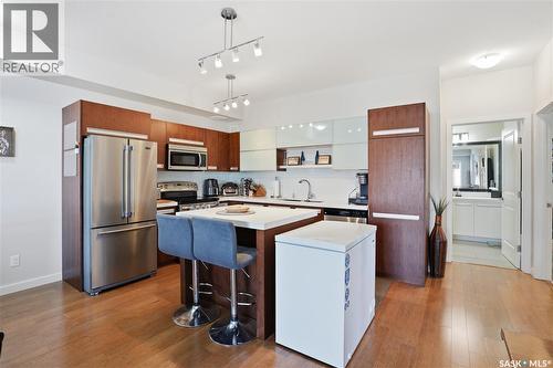 504 1015 Patrick Crescent, Saskatoon, SK - Indoor Photo Showing Kitchen