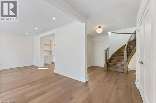 16 Bosna Court, Hamilton, ON - Indoor Photo Showing Other Room