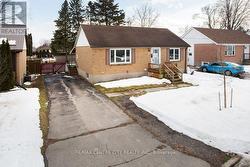 1583 HARTLET STREET  London East (East H), ON N5V 1X7