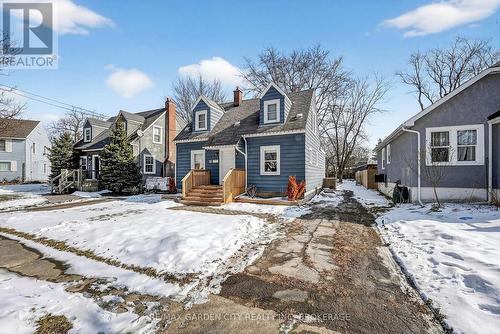 16 WALNUT STREET  Welland (Prince Charles), ON L3C 1E9