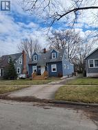 16 WALNUT STREET Welland (Prince Charles), ON L3C 1E9