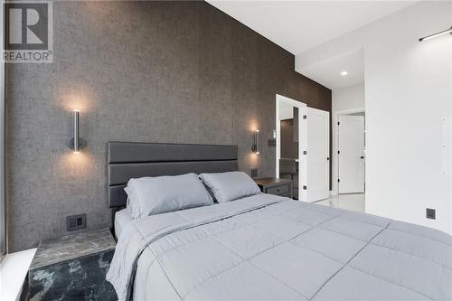180 George Street Unit# Ph206, Ottawa, ON - Indoor Photo Showing Bedroom