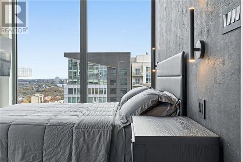 180 George Street Unit# Ph206, Ottawa, ON - Indoor Photo Showing Bedroom