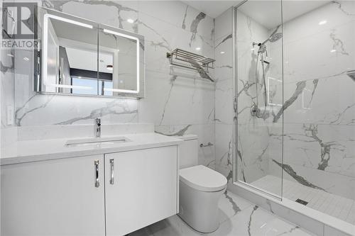 180 George Street Unit# Ph206, Ottawa, ON - Indoor Photo Showing Bathroom
