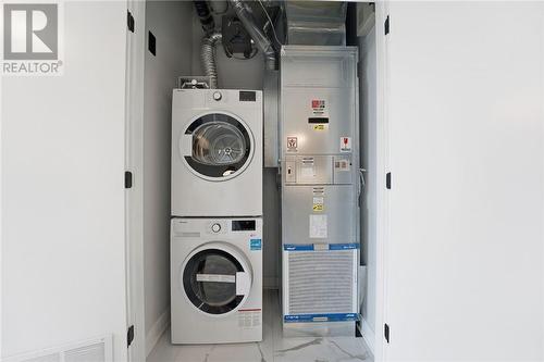 180 George Street Unit# Ph206, Ottawa, ON - Indoor Photo Showing Laundry Room