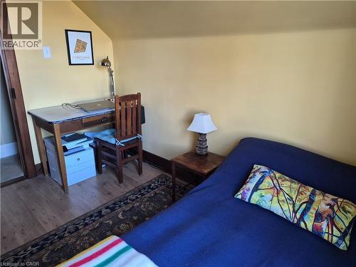 210 Charlton Avenue E, Hamilton, ON - Indoor