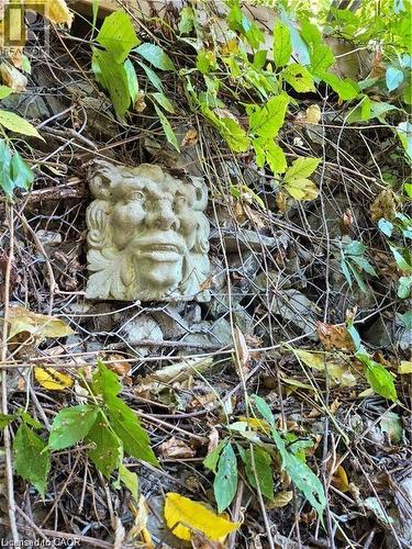 210 Charlton Avenue E, Hamilton, ON - 