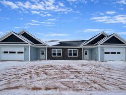 8 & 10 Brianna Street - Cavendish Horizons Estates  Cavendish, PE C0A 1N0