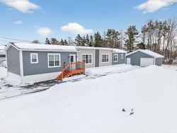 82 Sunrise Court  Upper Onslow, NS B6L 0E9