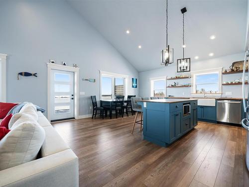 136 Thompson Drive, Ponds, NS 