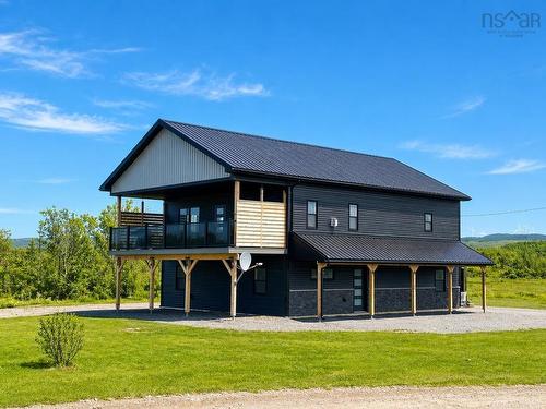 136 Thompson Drive, Ponds, NS 