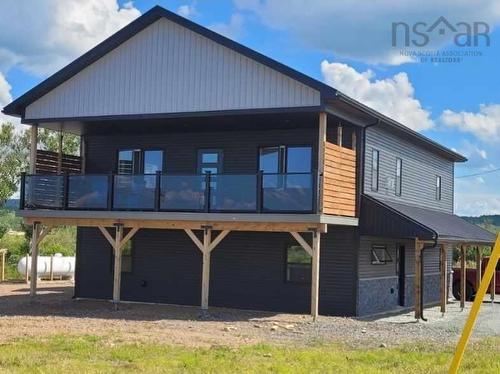 136 Thompson Drive, Ponds, NS 