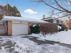37 Lawnsdale Drive  Dartmouth, NS B3A 2N5