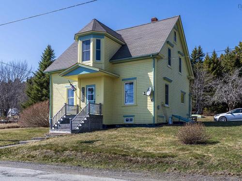 210 North Side Road, Riverport, NS 