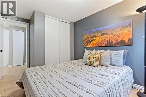 49 Cedarwoods Crescent Unit# 48, Kitchener, ON - Indoor Photo Showing Bedroom