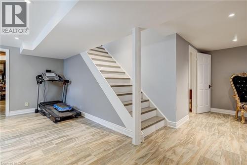 28 Stonegate Drive, Hamilton, ON - Indoor