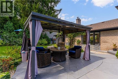 28 Stonegate Drive, Hamilton, ON - Outdoor With Deck Patio Veranda