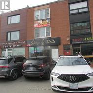3RD FLOOR - 24A RONCESVALLES AVENUE  Toronto, ON M6R 2K3