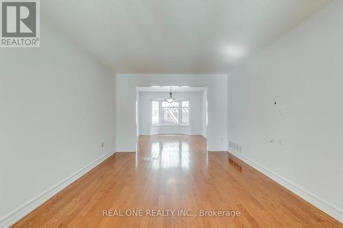 3582 Italia Crescent, Mississauga, ON - Indoor Photo Showing Other Room