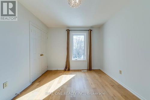 3582 Italia Crescent, Mississauga, ON - Indoor Photo Showing Other Room