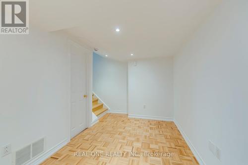 3582 Italia Crescent, Mississauga, ON - Indoor Photo Showing Other Room