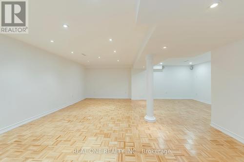 3582 Italia Crescent, Mississauga, ON - Indoor Photo Showing Other Room