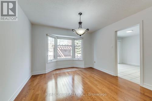 3582 Italia Crescent, Mississauga, ON - Indoor Photo Showing Other Room