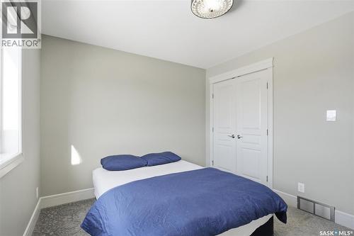 171 Roy Crescent, Saskatoon, SK - Indoor Photo Showing Bedroom
