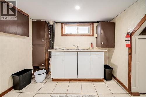 431 Randolph Unit# Lower, Windsor, ON 