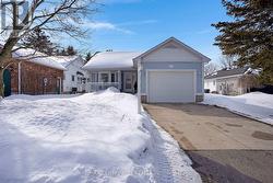 89 - 9 LAKEFIELD COURT  Wilmot, ON N3A 3P4