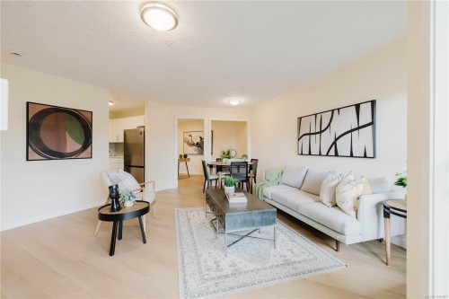 304-689 Bay St  Victoria, BC V8T 4M9