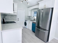 Main-55 Munson Crescent  Toronto, ON M1P 3M8