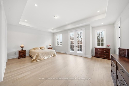 16 Gianvito Crescent, King, ON - Indoor Photo Showing Bedroom