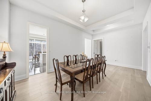 16 Gianvito Crescent, King, ON - Indoor Photo Showing Dining Room