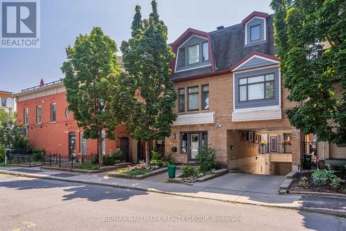 D - 124 Guigues Avenue, Ottawa, ON - Outdoor With Facade
