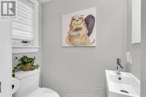D - 124 Guigues Avenue, Ottawa, ON - Indoor Photo Showing Bathroom