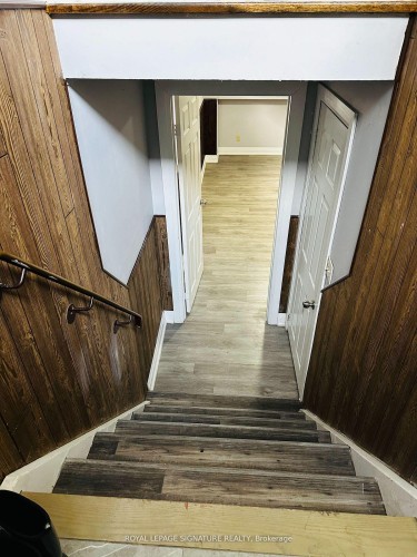 827 Stainton Drive, Mississauga, ON 