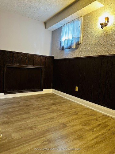 827 Stainton Drive, Mississauga, ON 