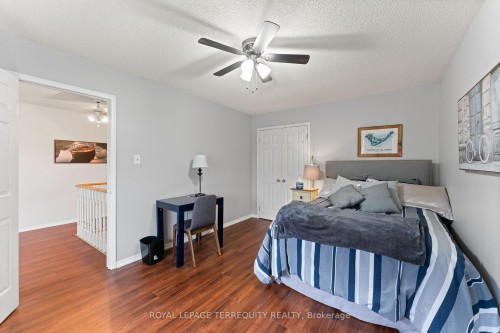 6164 Osprey Boulevard, Mississauga, ON - Indoor Photo Showing Bedroom