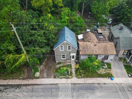 210 Charlton Avenue E, Hamilton, ON - Outdoor
