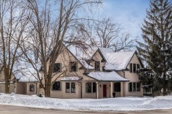 31 McNab Street W Centre Wellington, ON N0B 1S0