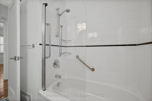 28 Eagle Road, Toronto, ON - Indoor Photo Showing Other Room