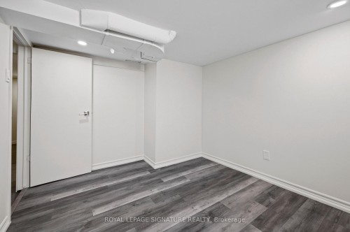 28 Eagle Road, Toronto, ON - Indoor Photo Showing Bathroom