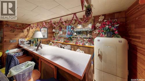 16 Bond Crescent, Regina, SK - Indoor Photo Showing Laundry Room