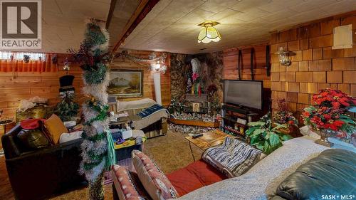 16 Bond Crescent, Regina, SK - Indoor