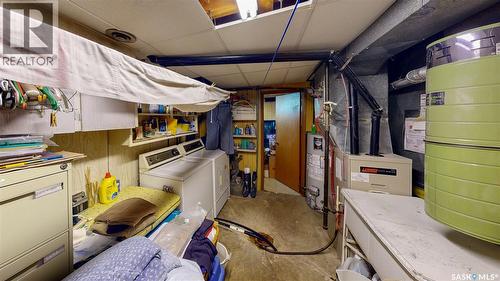 16 Bond Crescent, Regina, SK - Indoor