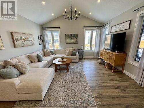 5 Dunning Way, St. Thomas, ON 