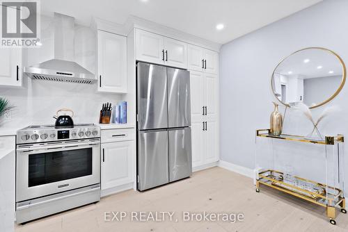 19 Broad Street, Brantford, ON - Indoor Photo Showing Kitchen With Stainless Steel Kitchen