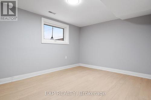 19 Broad Street, Brantford, ON - Indoor Photo Showing Other Room