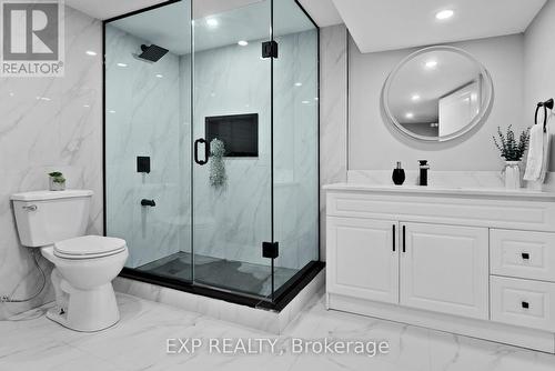 19 Broad Street, Brantford, ON - Indoor Photo Showing Bathroom